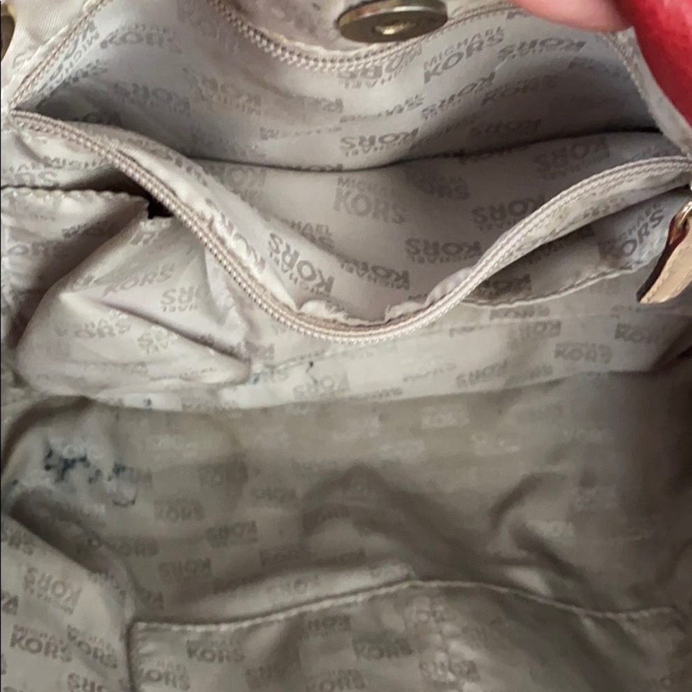 MICHAEL KORS SHOULDER BAG - Picture 6 of 9